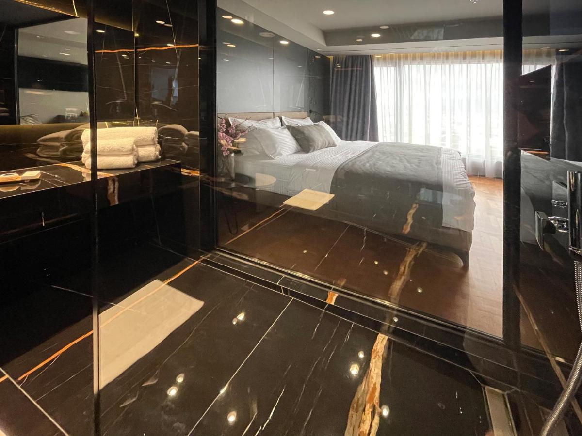 Arka Art Hotel Kashari المظهر الخارجي الصورة A room at the hotel