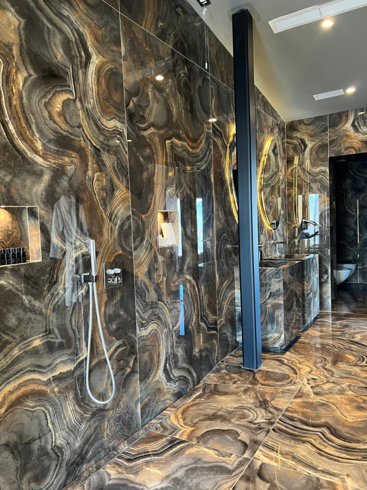 Arka Art Hotel Kashari المظهر الخارجي الصورة Bathroom in the hotel