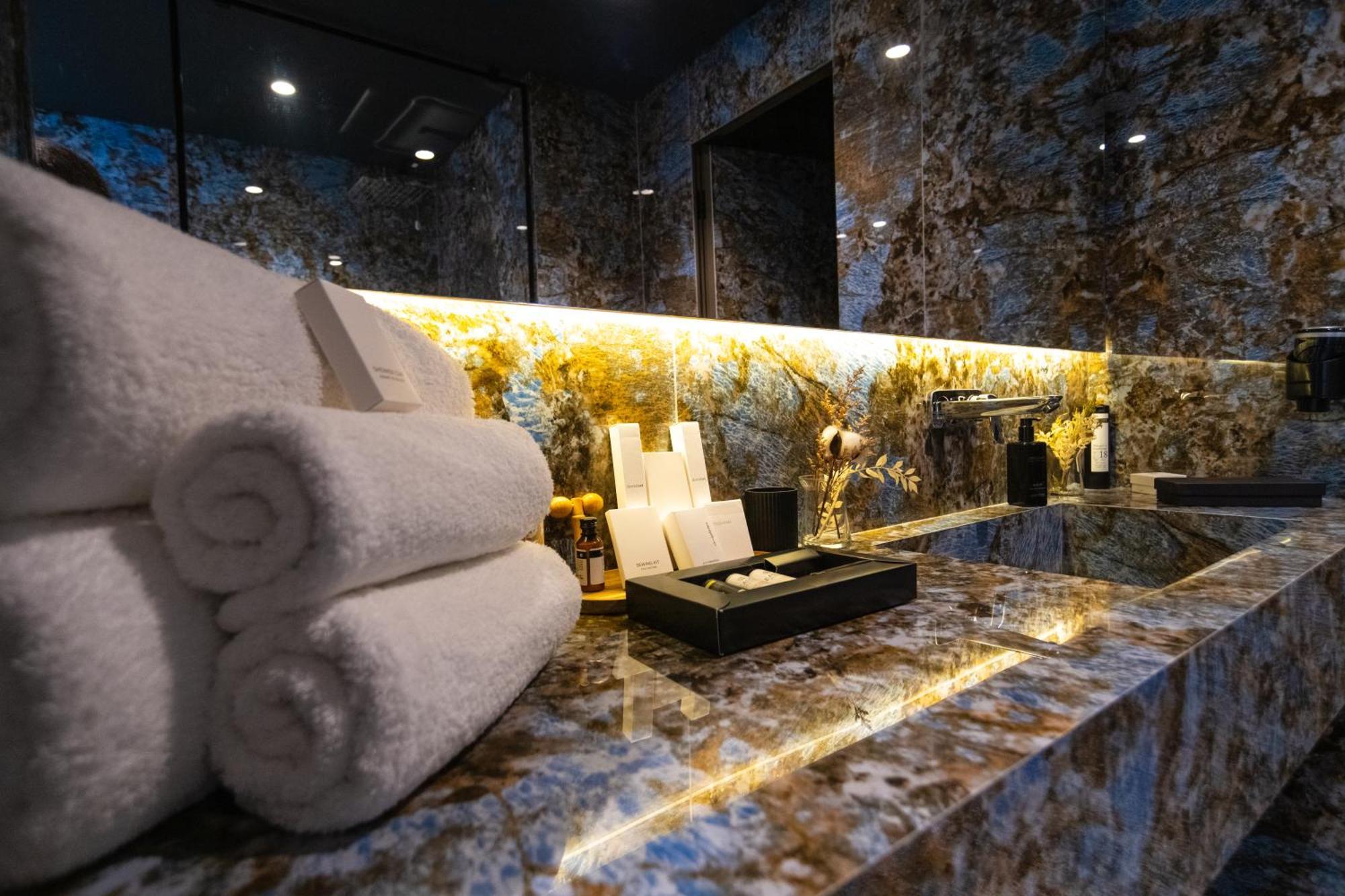 Arka Art Hotel Kashari المظهر الخارجي الصورة Bathroom