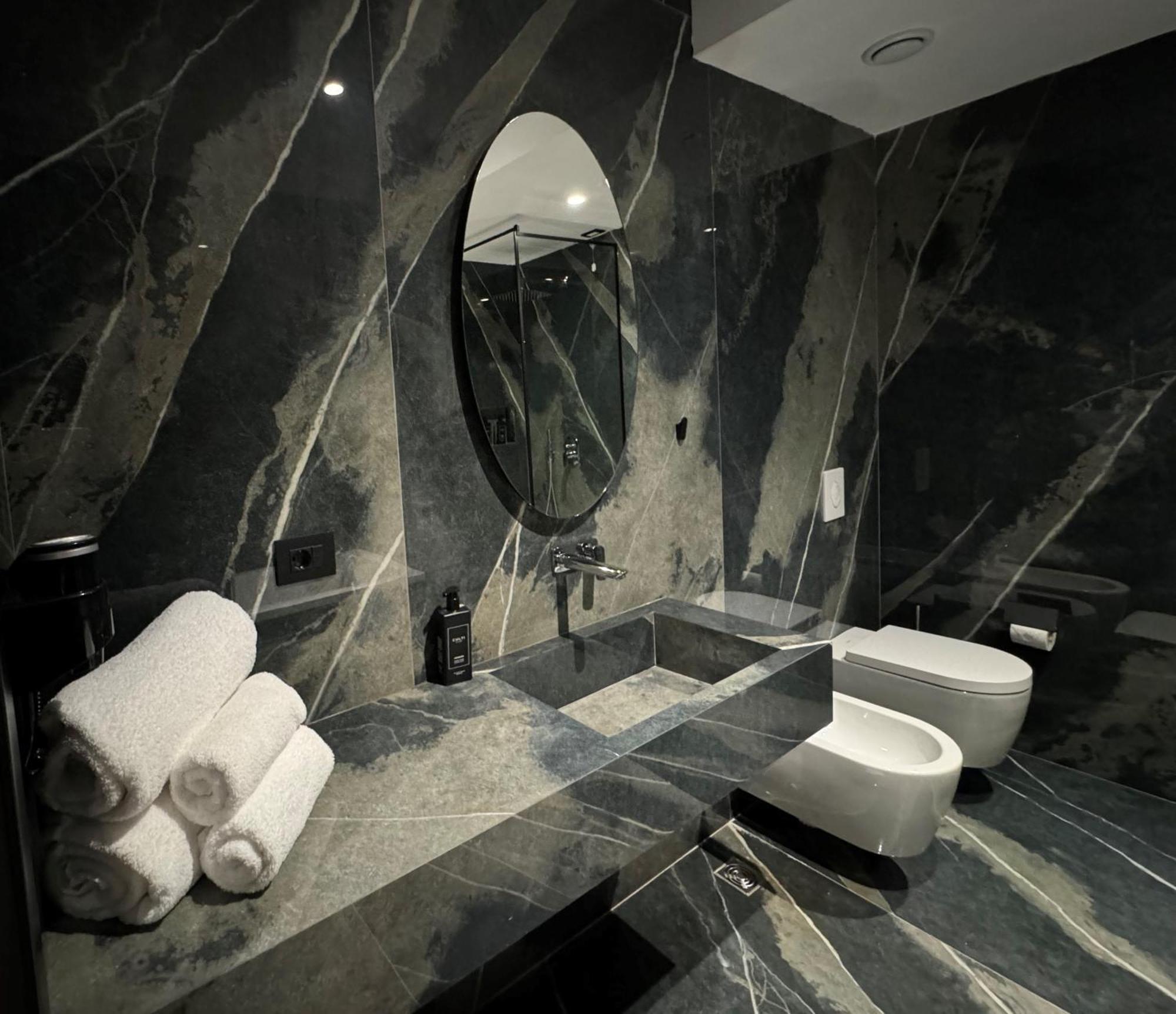 Arka Art Hotel Kashari المظهر الخارجي الصورة Bathroom
